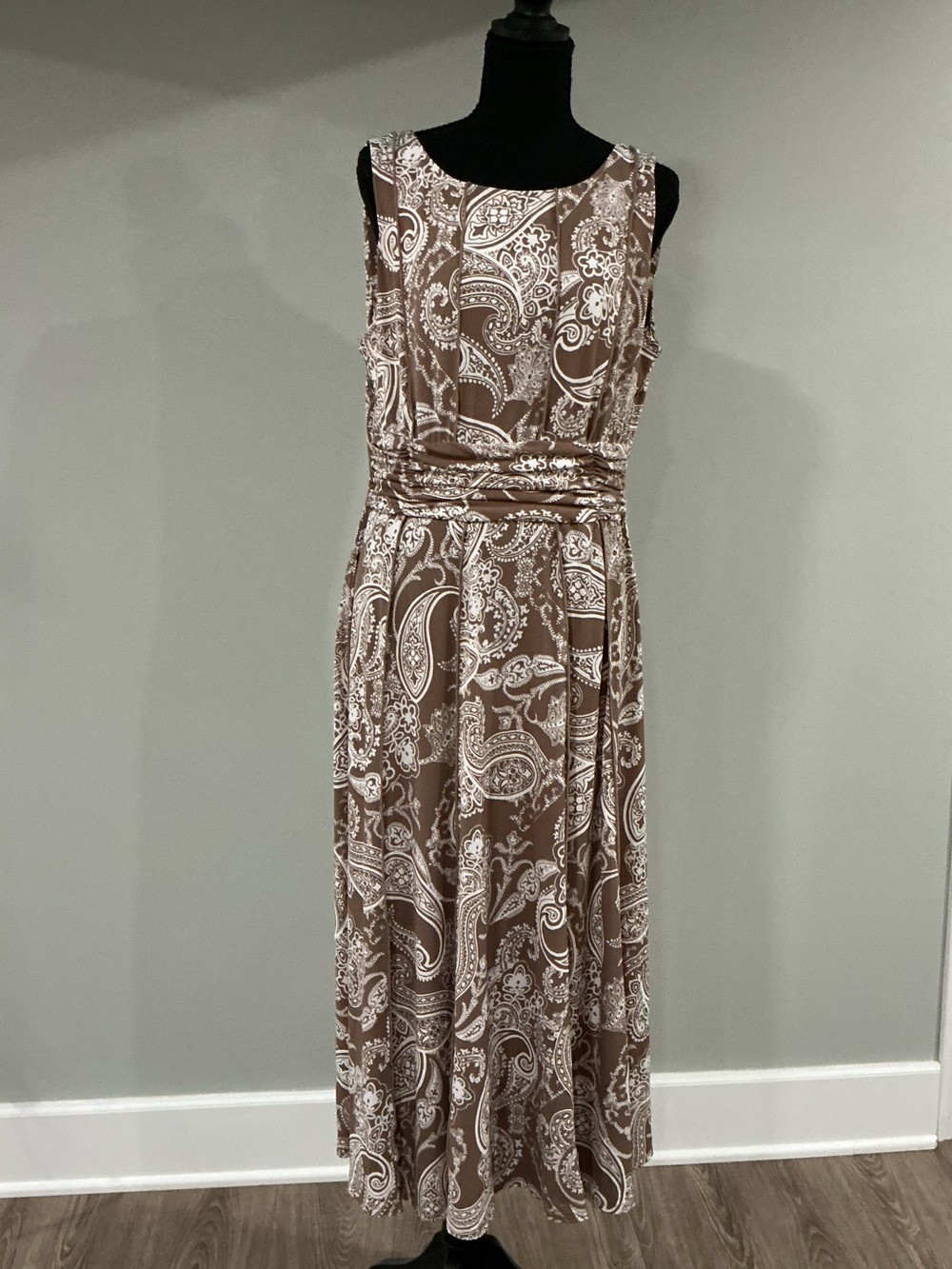 Perceptions Brown and White Paisley Maxi Dress